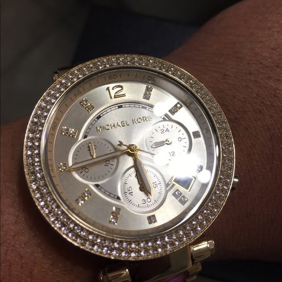 Michael Kors Watch - Picture 3 of 4